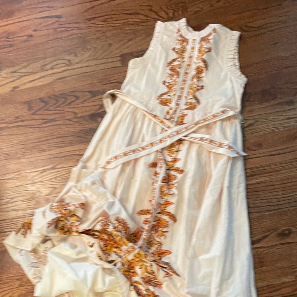 Jude Connally Cream and tan Dress